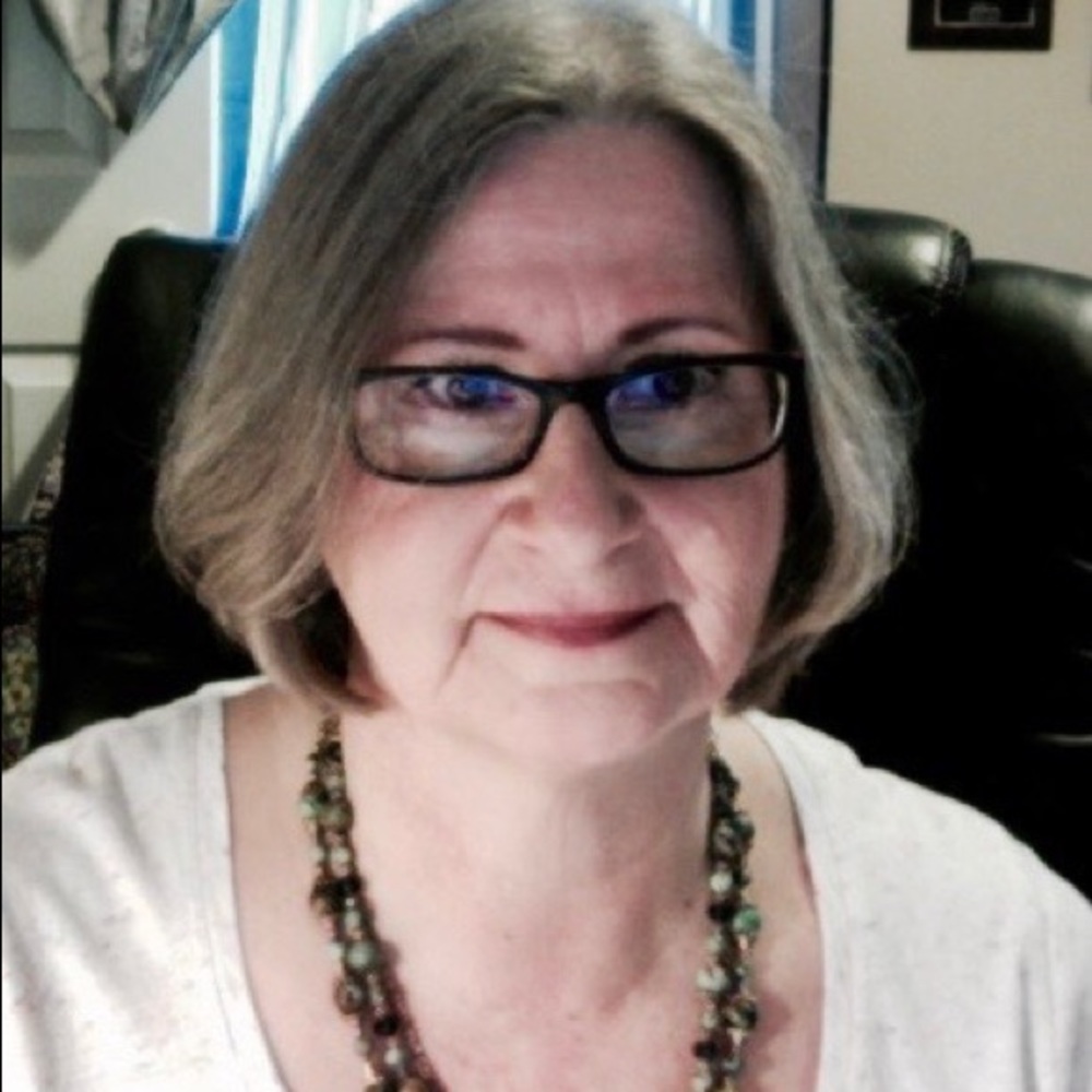 Meet your Posher, Deborah